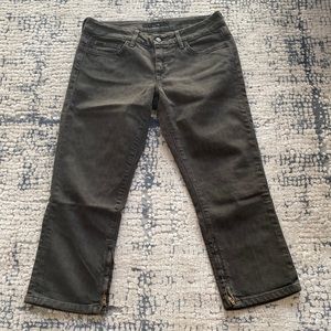 Olive green Joe’s cropped jeans size 27 with a subtle giraffe print